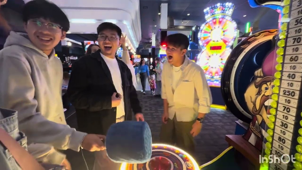 Feb 16, 2025 - Irvine Spectrum - SN Đăng 20 tuổi