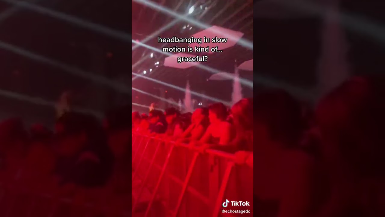 The music got me 🤣🤣 