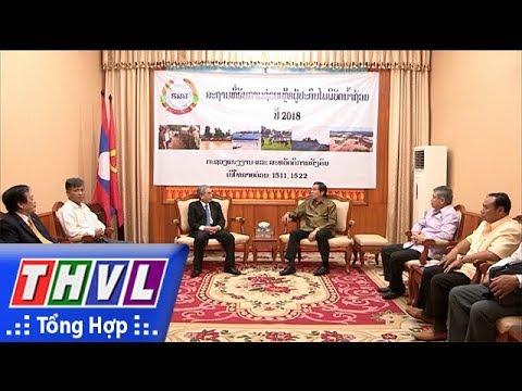 Video THVL | Trường ĐH Cửu Long trao tiền hỗ trợ bà con tỉnh... - YouTube