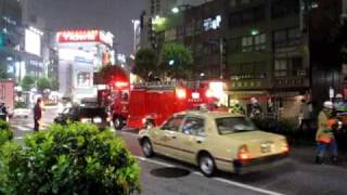 20100614神保町・タンクローリー横転事故