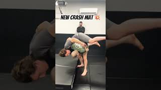 New Crash Mat = Better Takedowns (Matsuru Canada) #bjj #judo