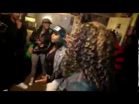 Girl Sucker Punches Opponent Because She Lost Battle Rap In Ohio