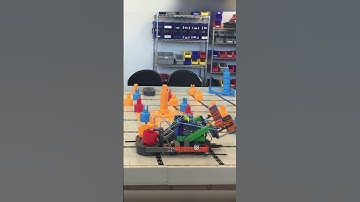 Driving Practice gone wrong😬        #vex #vexiq #robot #robotics #fypシ #shorts #shortvideo #trending