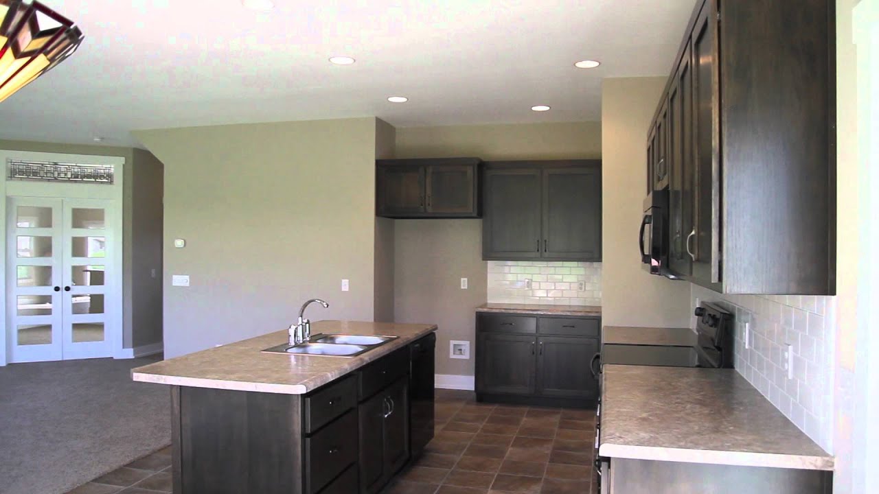 13221 Hawksview Fort Wayne, IN 46845