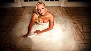 Video thumbnail of "Mindy McCready - A Loving Tribute"