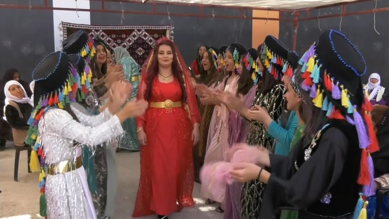 Düğünde Geline Büyük Süpriz - Hakkari Düğünleri - Folklor - Halk oyunları -kurdish wedding - halay