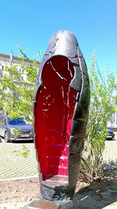 #Кокон " Сквер со скульптурами на Земляном валу #shorts #гуляем # ...