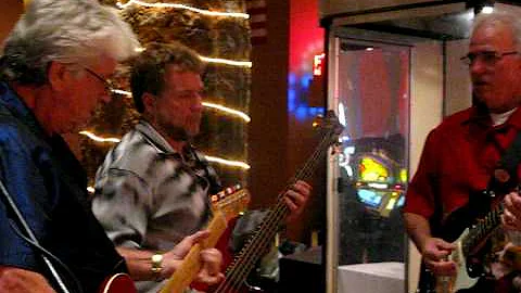 LOS LOBOS' " THAT TRAIN" BY POUND DOG FEATURING RU...