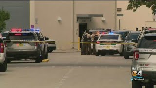 Police Searching for Shooter Who Opened Fire in Aventura Mall