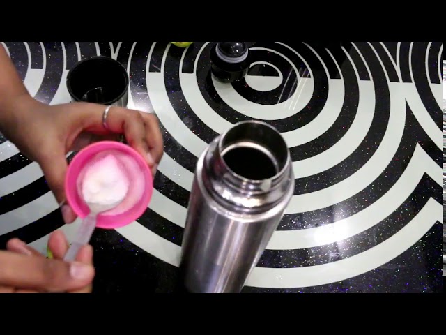 How to Clean the Inside of a Metal Water Bottle