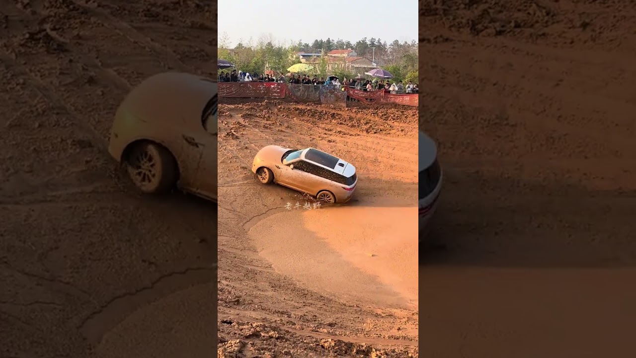 A female driver was hot pot in a Land Rover