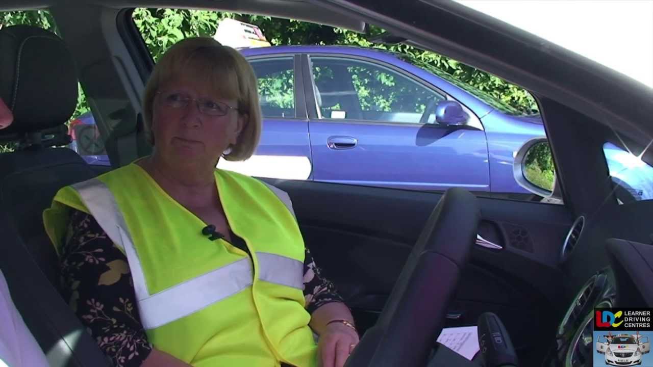 Head restraint adjustment Head restraint adjustment