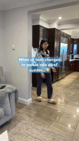 When ur teen changed to parent role all of sudden…😅#funnyvideo #comedy #relatable #parenting