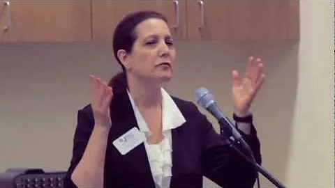 Copywriting 101 with Robin Kellogg