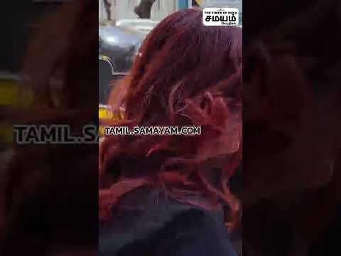 TWINKLE KHANNA SNAPPED AT KROMAKAY SALON JUHU 