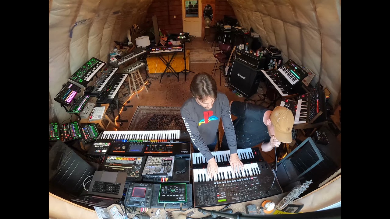 ROAD POPS // Jupiter-X, JX-8P, System-8, MC-707, TR-808, Korg