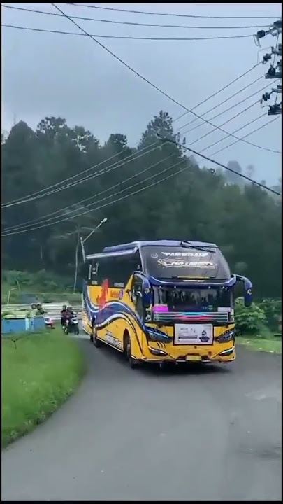 Basuri nada viral marsa#bus#cctvlintasmaja#trending#truck#viral