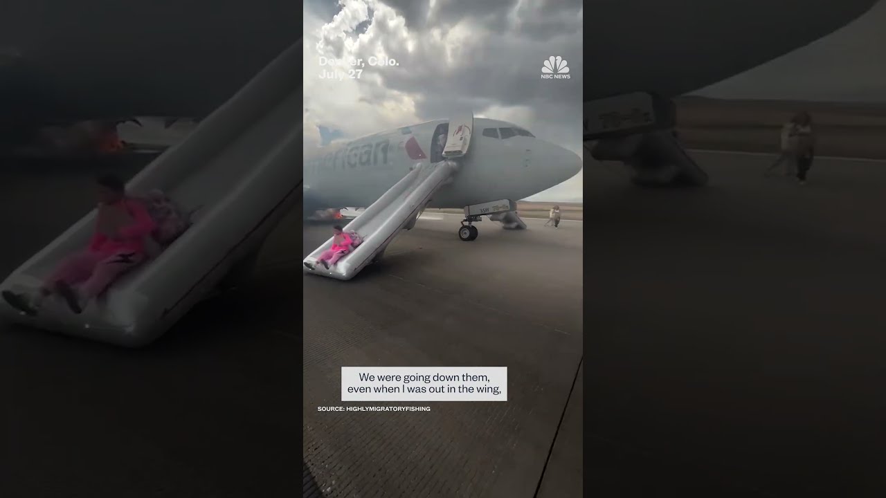 Passengers Evacuated From American Airlines Flight After A Problem With Aircraft S Landing Gear