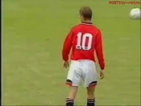 Portadown v Manchester United at Shamrock Park