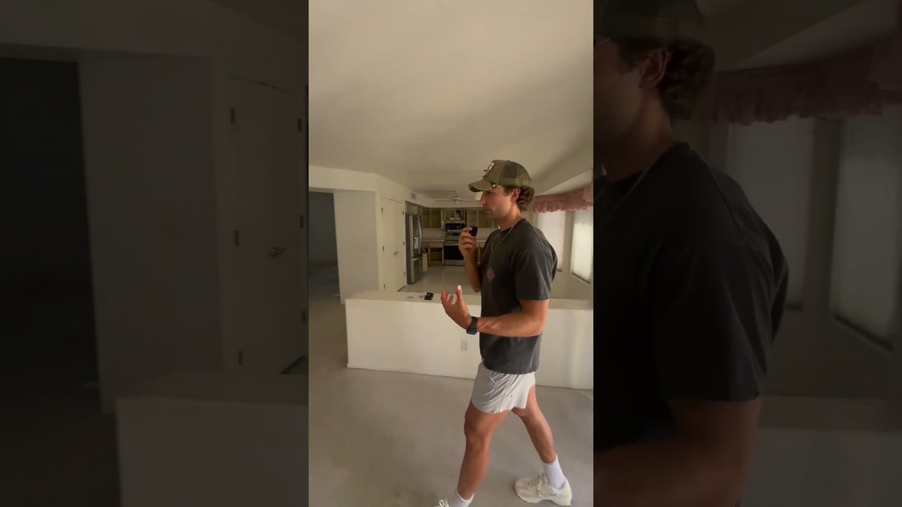 НОВЫЙ дом площадью 2600 кв. футов в Чандлере, штат Аризона, нуждается в капитальном ремонте