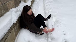 Alena twisted ankle in snow, girl walks in one shoe, twisted ankle girl, high heels on snow (# 1372)
