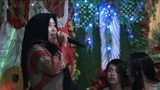 Yudista menunggu