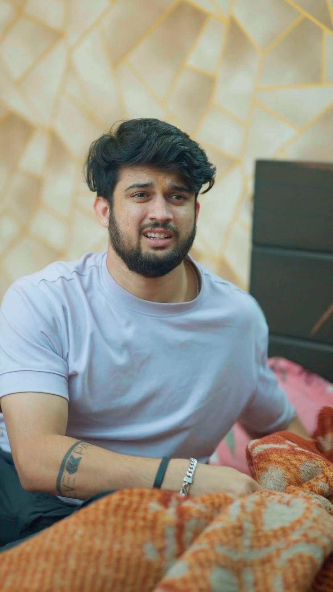 Thand mein nahana?❤️ #familylovestory #unknownboyvarun #shorts