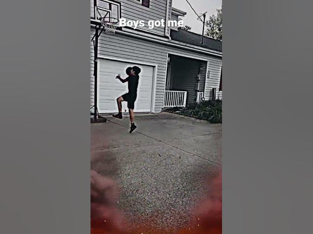 Jelly 🏀🥶 #shorts #basketball #cold #edit #entertainment #cool #nice #jelly #himalayas #layup