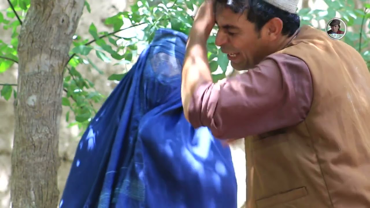 نمایش عاقبت متلک گفتن در داخل ده