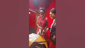 Beckie 256 explains how her cookie was almost touched by a fan on stage