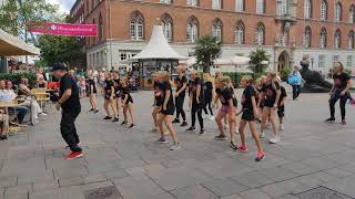 Eminem  Without Me ( Street performance )