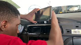 How to change BMW F30 stereo to android with CarPlay
