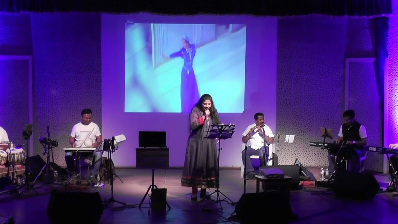 44  Tu Shayar Hain Mai Teri Shayari