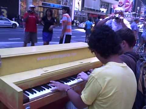 Sean & Kyle play Times Square