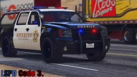 LSPD, FIB, Anti Crime Unit, and Sheriff Responding to Code 3 on Vinewood Boulevard.