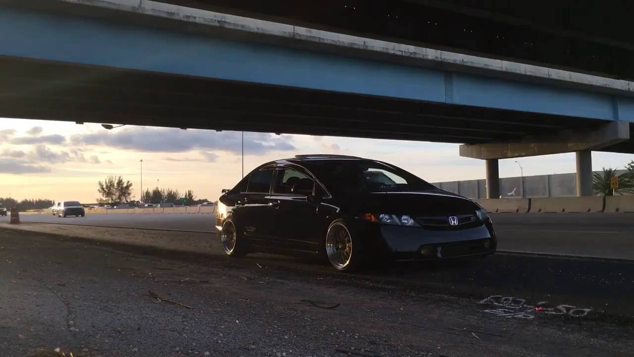 MANIAC HONDA CIVIC SI IN MIAMI - YouTube