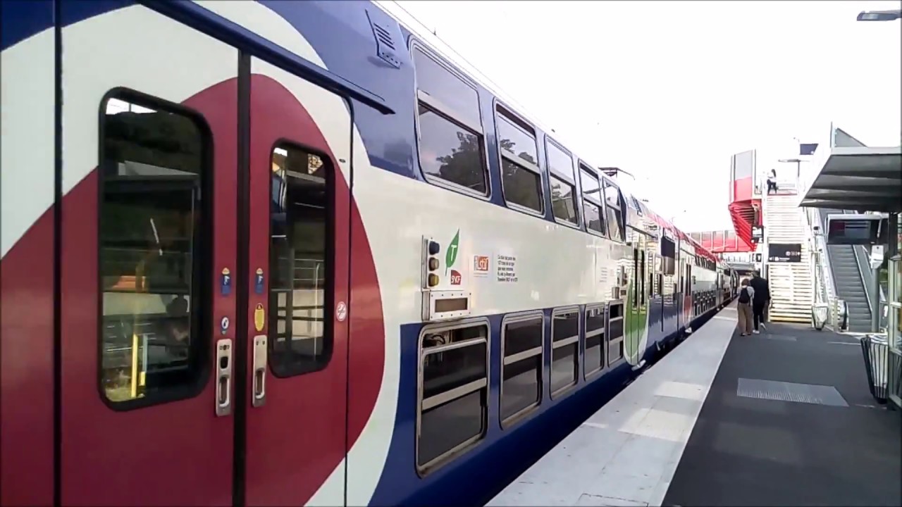 En Gare de Pierrefitte - Stains (93)