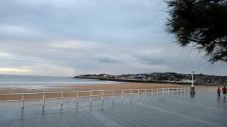 Amanecer en el muro San Lorenzo Gijón,Asturias 15-6-2016.