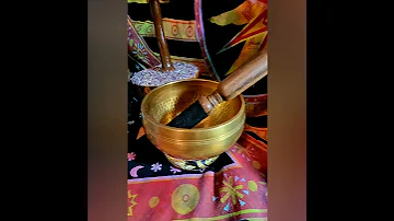 New singing bowls just in from Tibet!! The beautiful bowls are hand hammered brass!