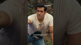 Salman Khan Saves The Day Asin