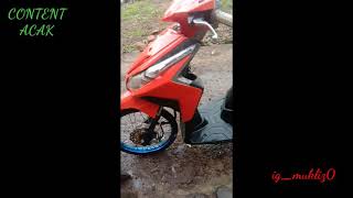 Story WA motor Vario 110