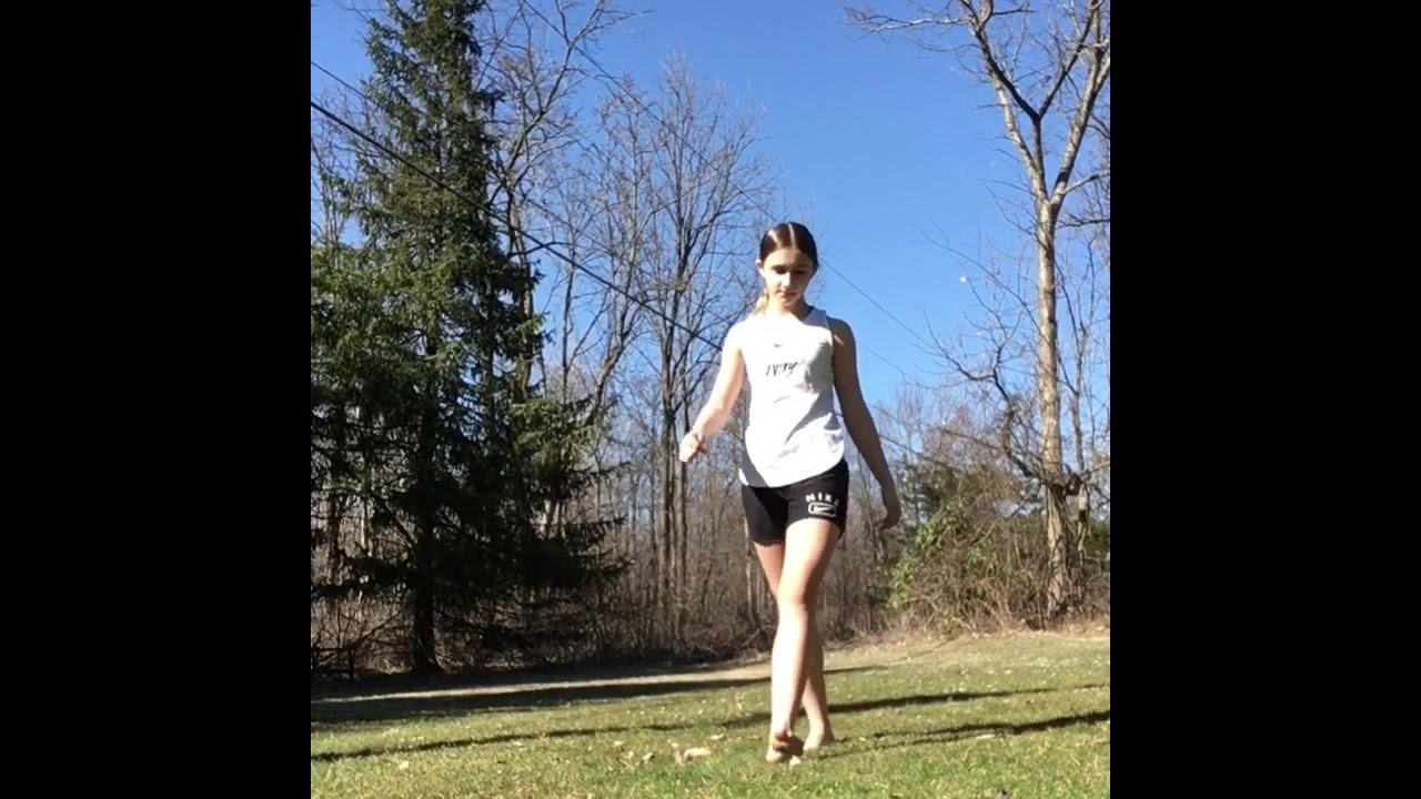 HOW TO DO A ROUNDOFF BACK HANDSPRING ON THE GROUND - YouTube