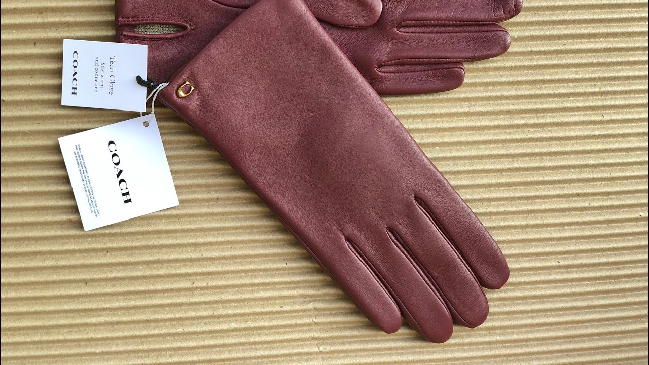 𝐂𝐎𝐀𝐂𝐇 ☜UNBOXING☞ Sculpted Signature Leather Tech Gloves / 76014 / Wine  - YouTube