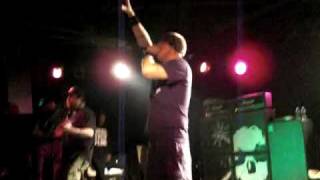 Download Lagu Hatebreed - Everyone Bleeds Now \ MP3 Download Lagu Hatebreed - Everyone Bleeds Now \ MP3