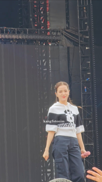 Jisoo’s Visuals Are Not Real… She’s a Goddess 😳💘 #shorts #blackpink #블랙핑크 #jisoo #김지수 #지수