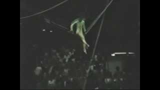 Cloud Swing, Foot Revolve