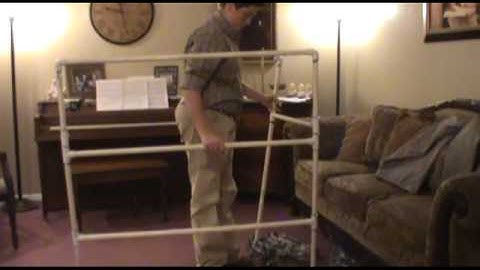 How to make a puppet stage