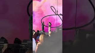 GUY SEBASTIAN + JORDIN SPARKS?! Didn’t see that collab coming! 👀🎶 #FridayzLive