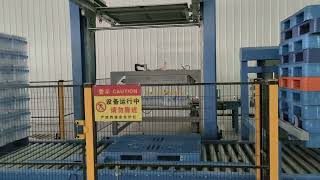 Automatic low level palletizer for shrink film packs (bottle water production line)