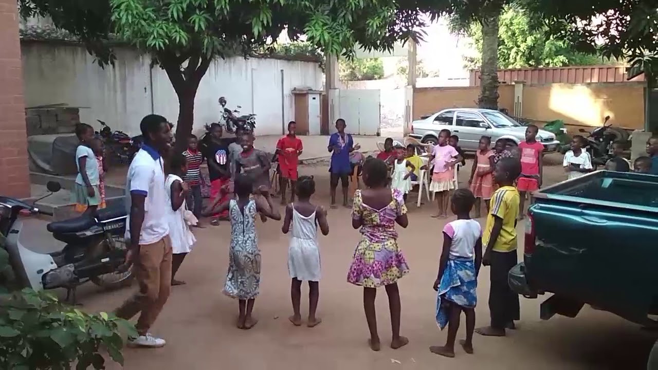 76- Success+ a Fondacio project in Lomé Togo - 3 - YouTube